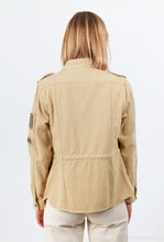 Ladda upp bild till gallerivisning, Beige armyjacka
