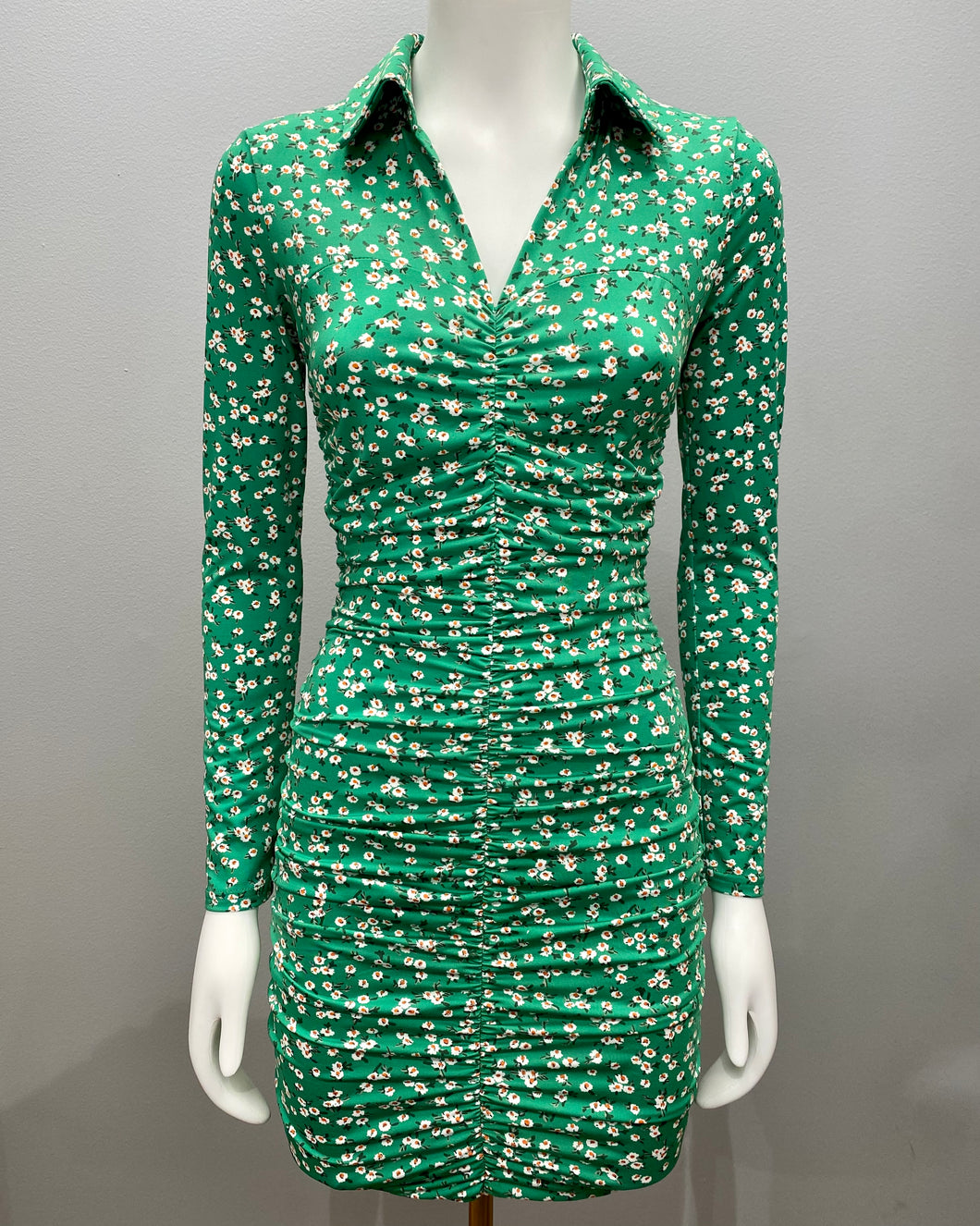 Rynkad klänning Grön